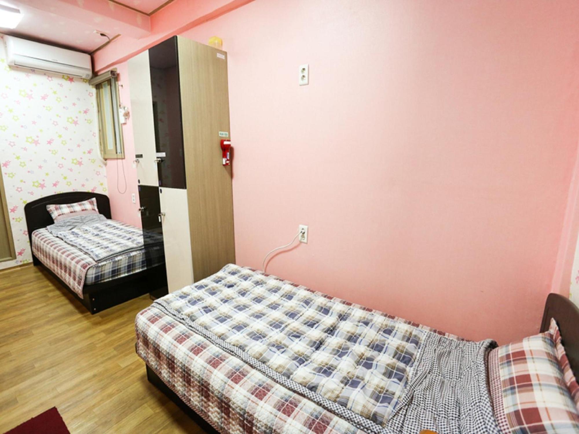 Funstay Inn Guesthouse Busan Kamer foto