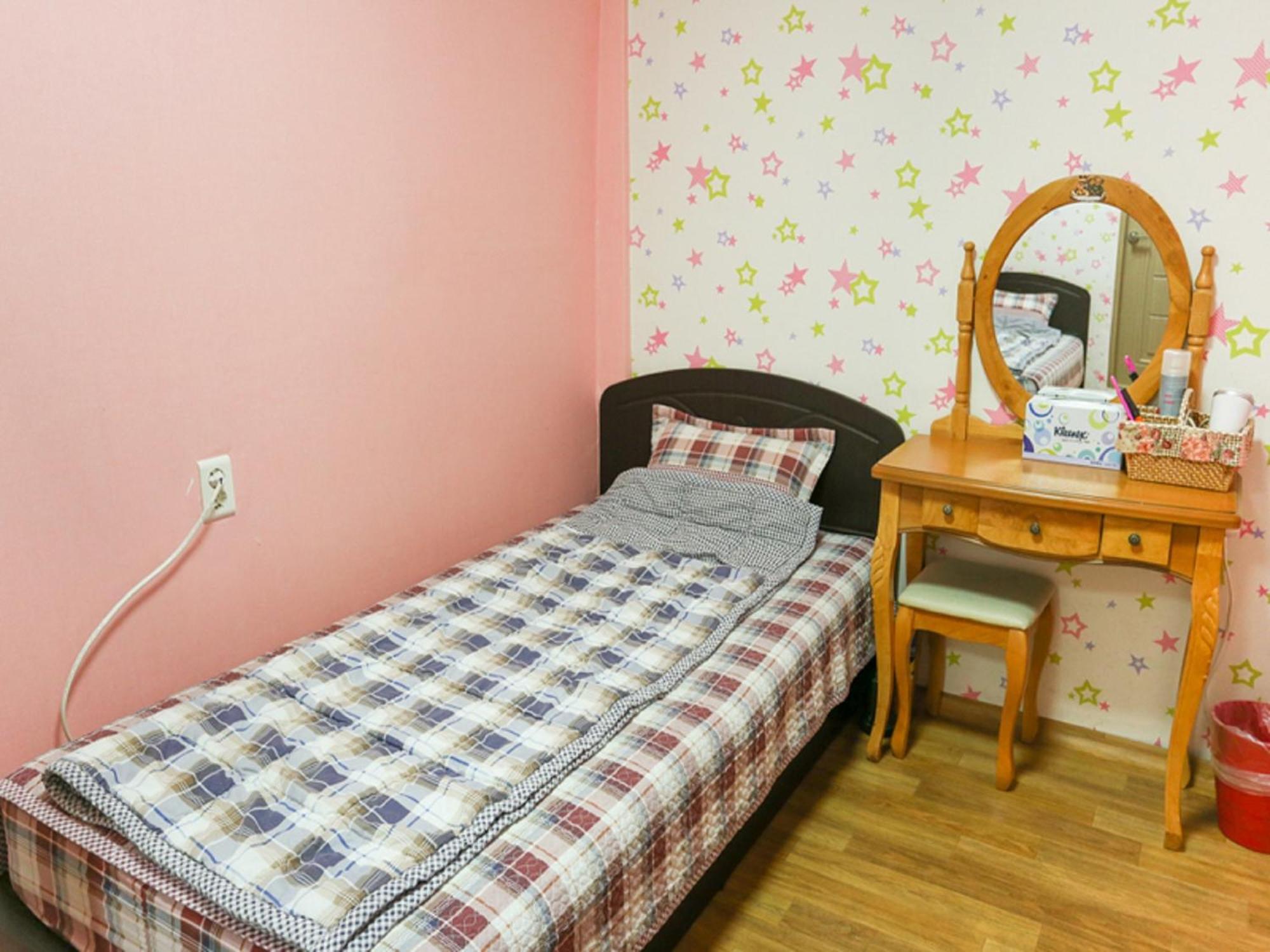 Funstay Inn Guesthouse Busan Kamer foto